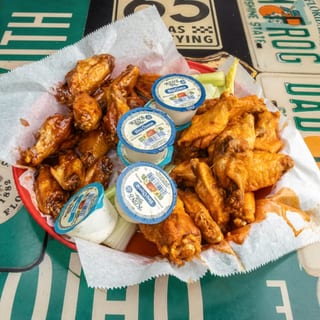 100 Wings